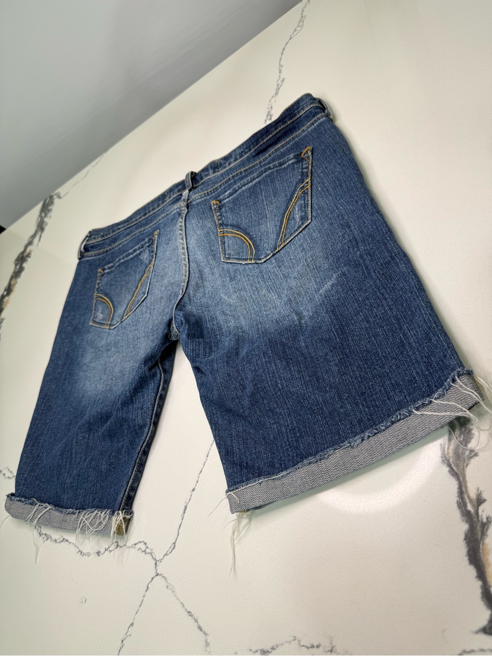 Vintage Hollister Jean Stretch Cuffed Bermuda Shorts Womens Size 7 Y2K